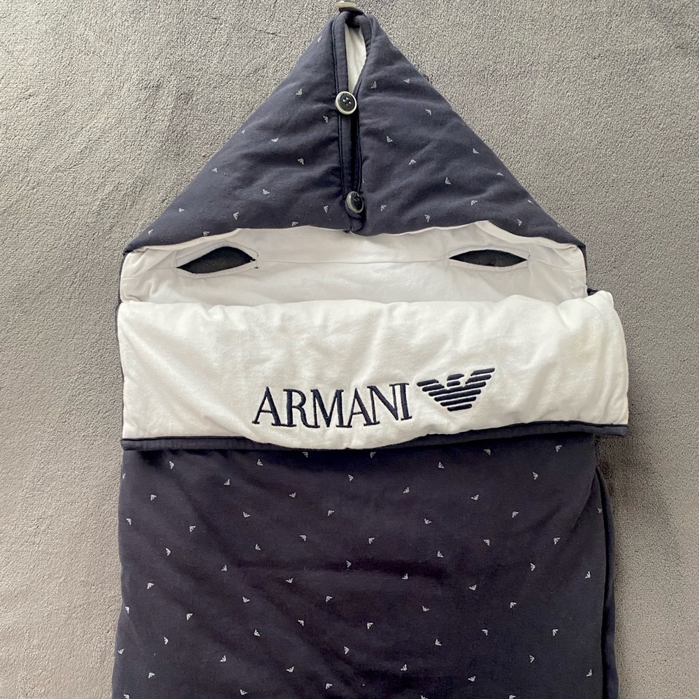Emporio Armani Kids logo-monogram nest blanket. Authentic.